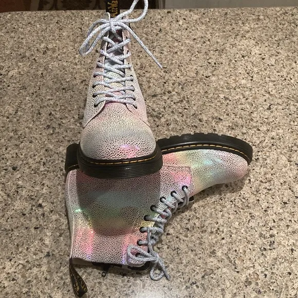 4 Girls Dr. Marten’s Pascal J 1460 Irridescent Pebbled Rainbow Boots