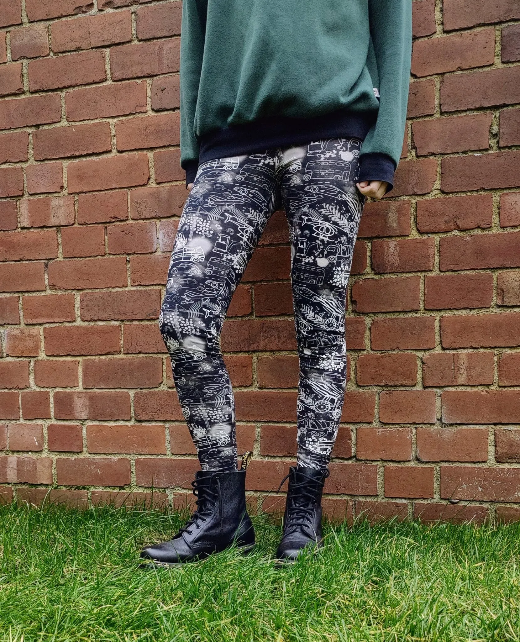 Adults Leggings - Curve Fit