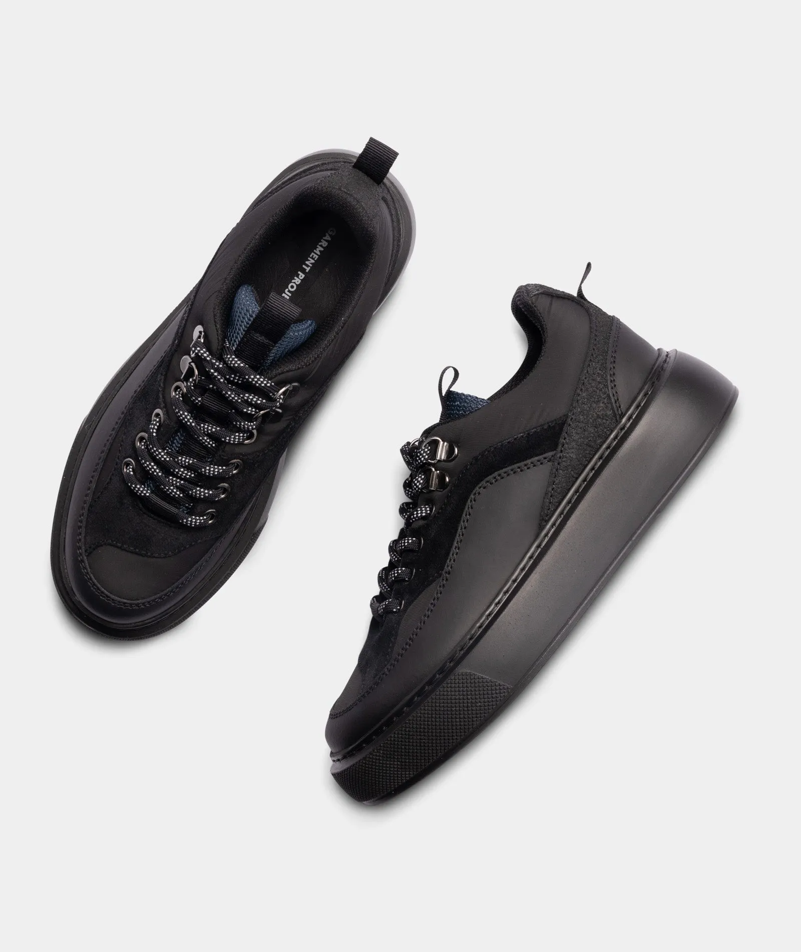 Alaska Low - Black Nylon