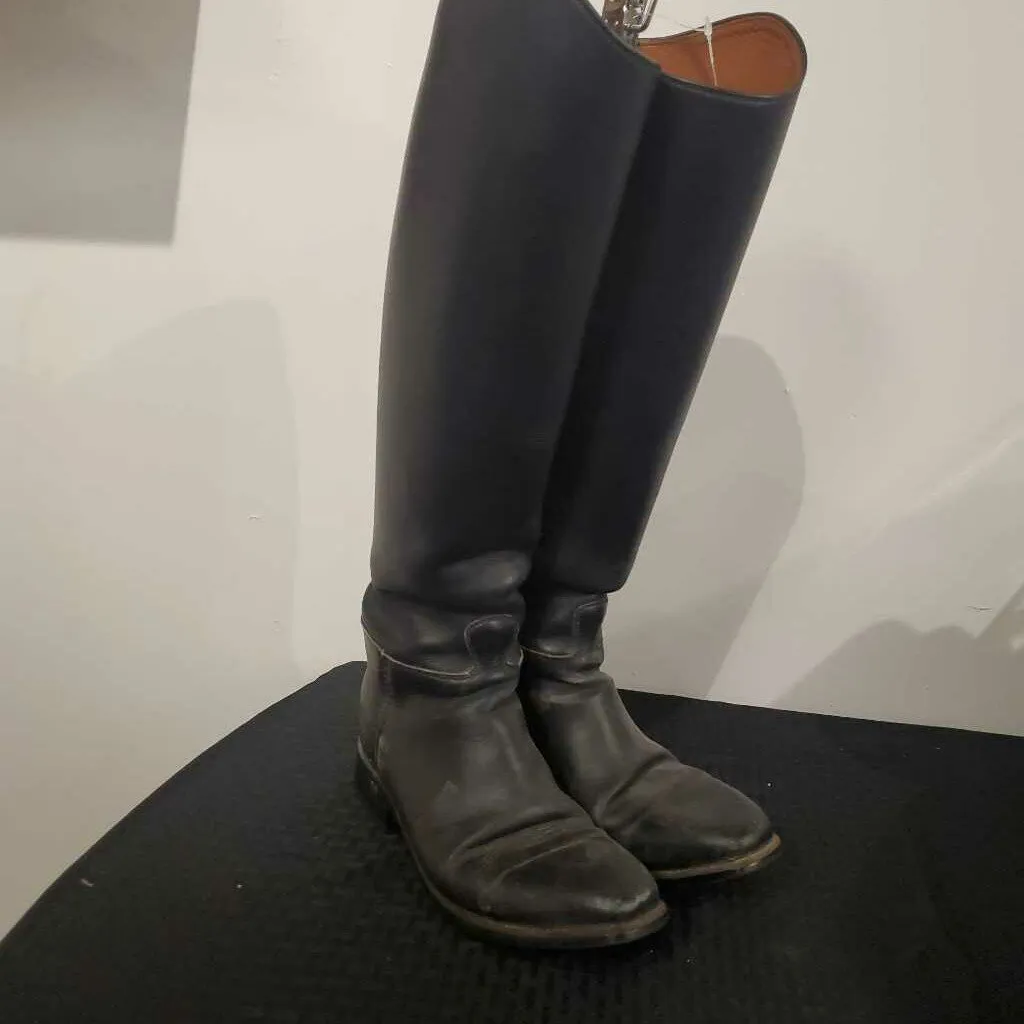 Black Field Boots 8