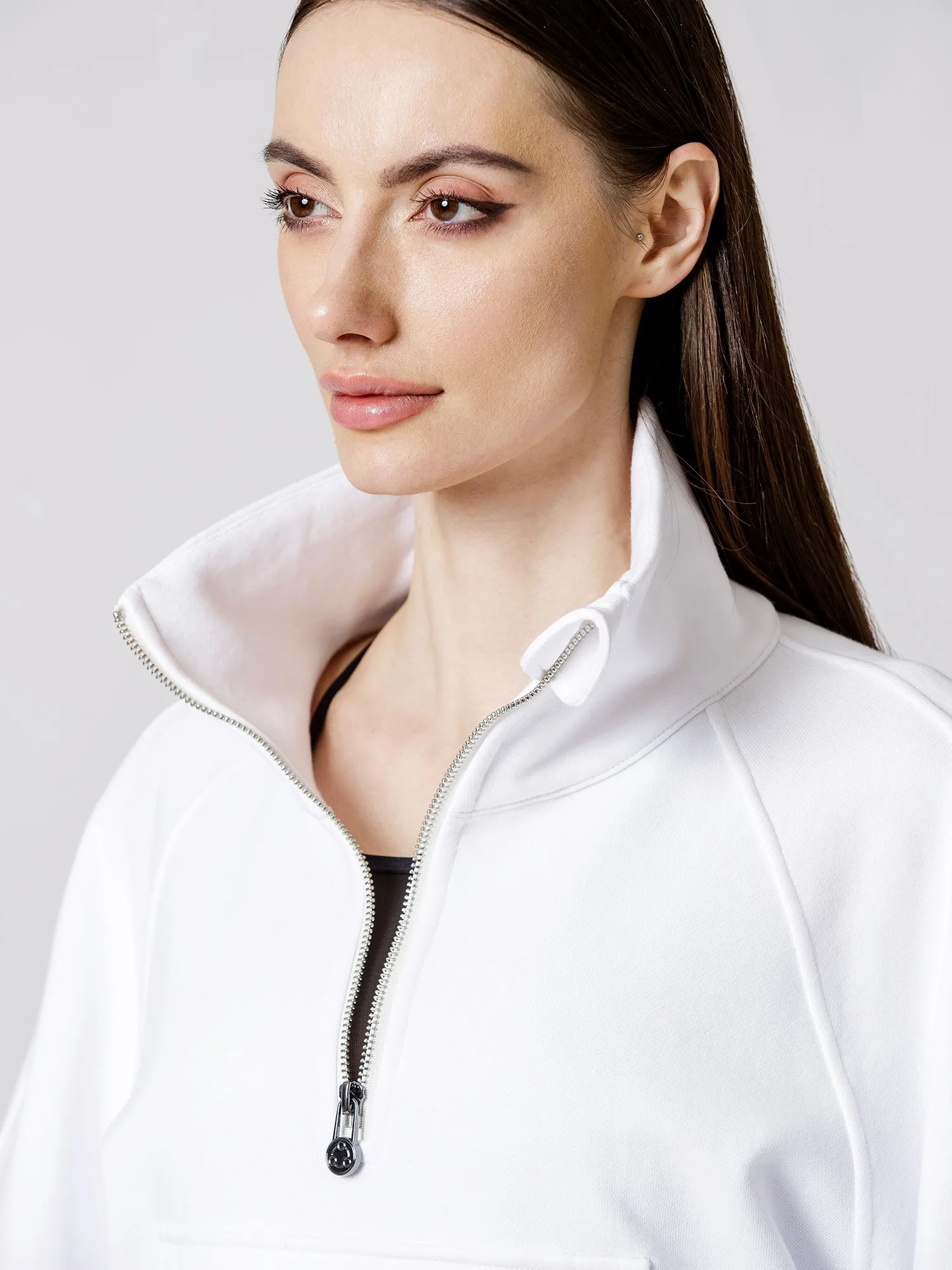 COLLARED HALF ZIP RELAXED SWEATSHIRT, WHITE