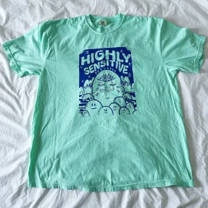 Comfort Colors T-shirt: Mint Highly Sensitive