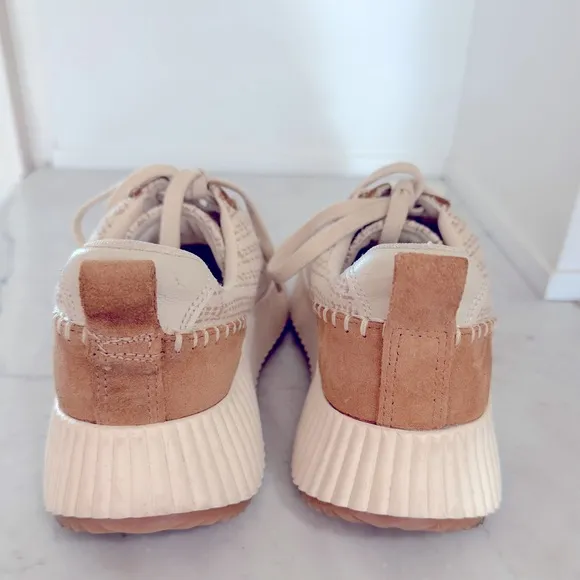 DOLCE VITA Brown Tan Multi Knit Platform Sneaker
