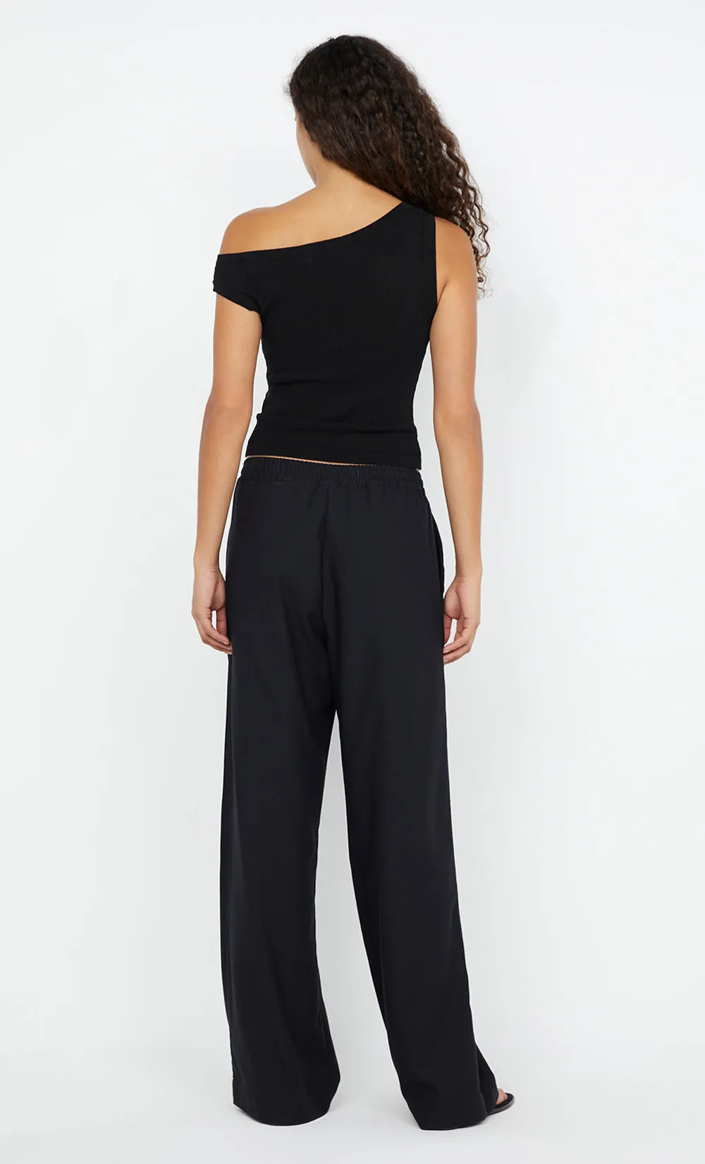 ELANAH KNIT ASYM TOP - BLACK