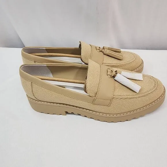 Franco Sarto Carolynn Size 9.5 Lug Sole Tassel Loafer Canvas Tan NWOB