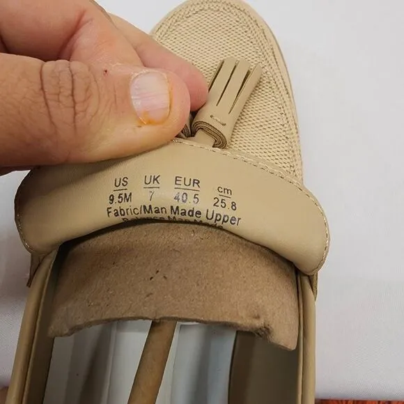 Franco Sarto Carolynn Size 9.5 Lug Sole Tassel Loafer Canvas Tan NWOB