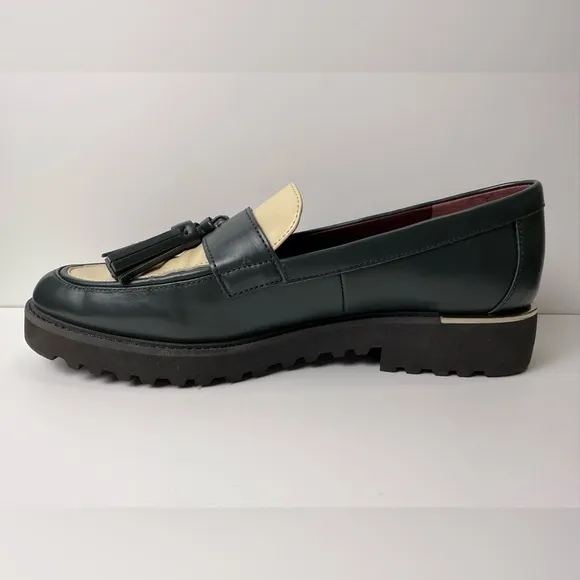 Franco Sarto Carolynn Tassel Loafer Dark Green and Cream Size 9.5