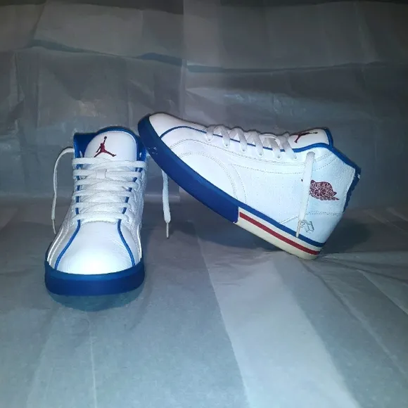 Jordan Sneakers Men size 8.5