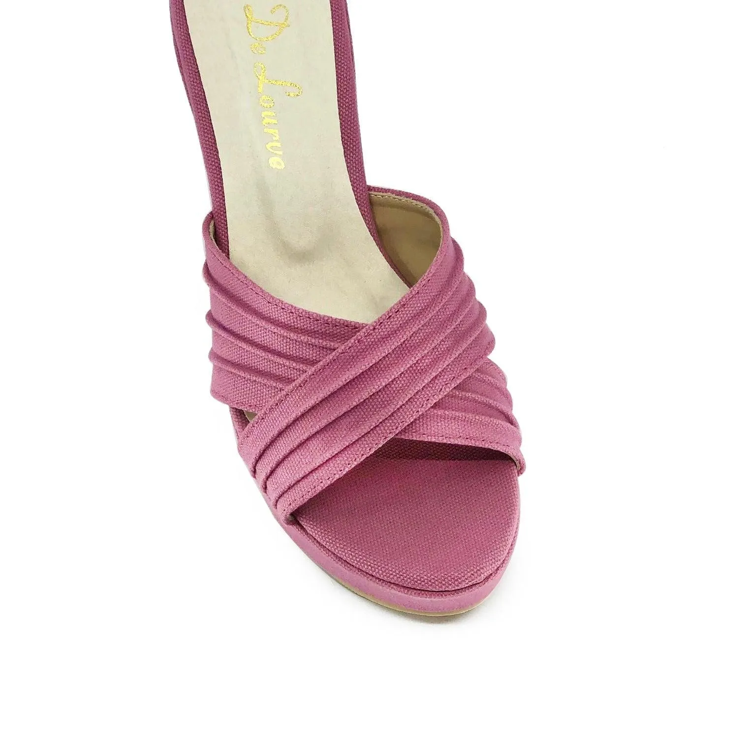 JUNE WEDGE