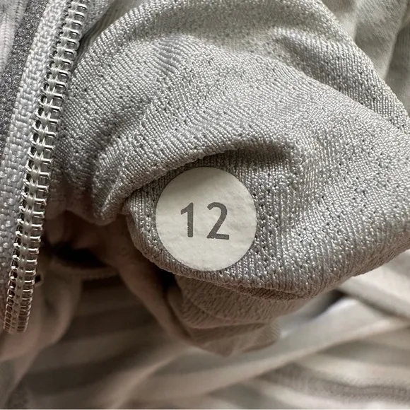 Lululemon Run: Back On Track Pullover Long Sleeve Hooded Stripes Gray White 12