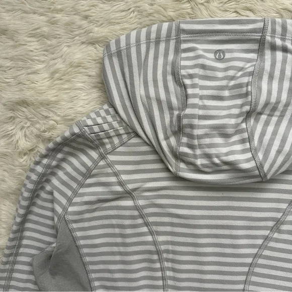 Lululemon Run: Back On Track Pullover Long Sleeve Hooded Stripes Gray White 12