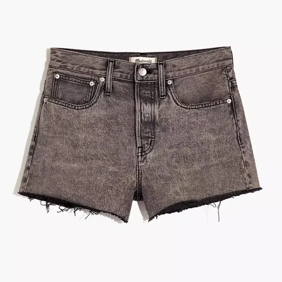 Madewell Relaxed Denim Short in Noll Wash