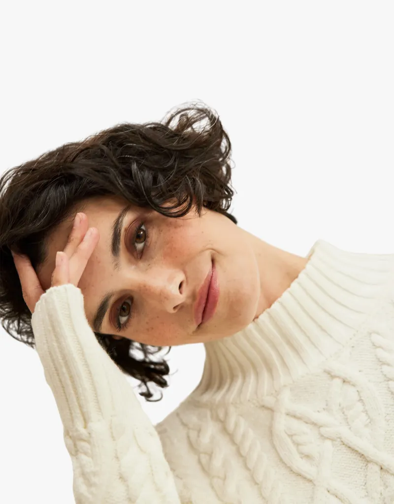 Michael Stars Suki Cable Knit Sweater in Chalk