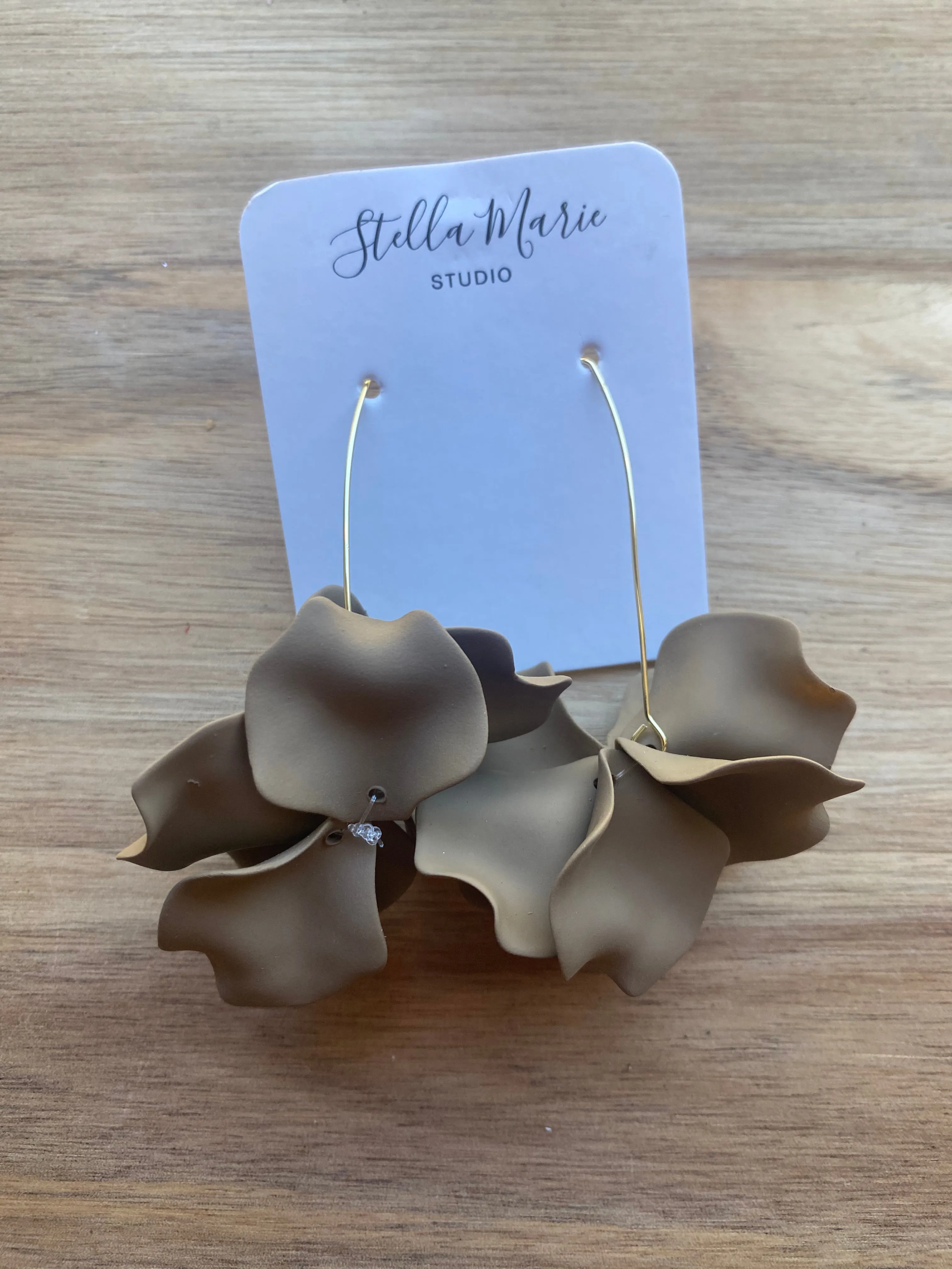 MULTIPLE COLORS: Pretty Bloom Earrings 3"