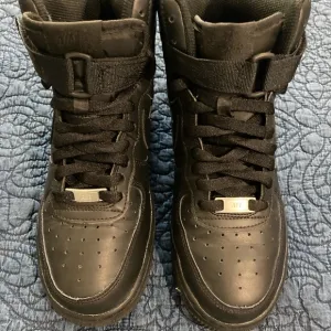 Nike Airforce One Black Leather Sneakers