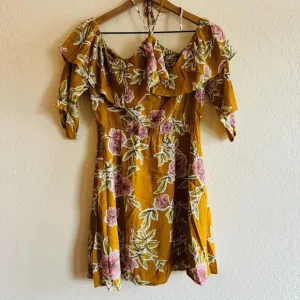 NWT | Cupcakes and Cashmere | cold shoulder mustard floral dress | S
