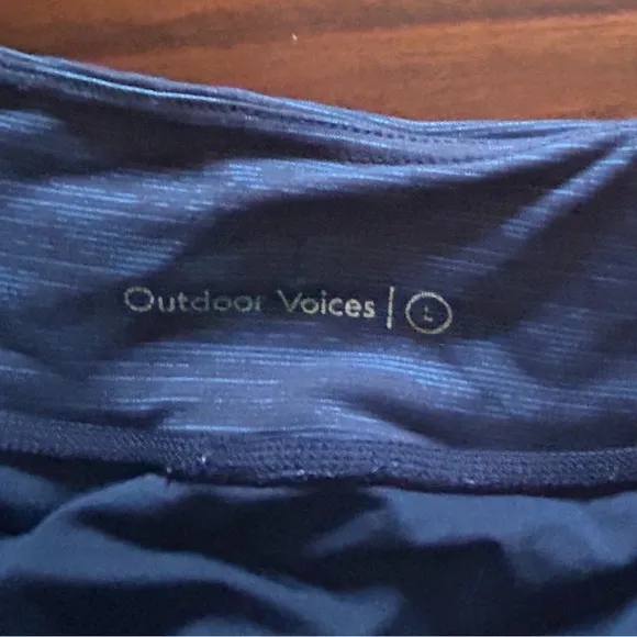 Outdoor Voices Hudson Discontinued style blue with black size large
