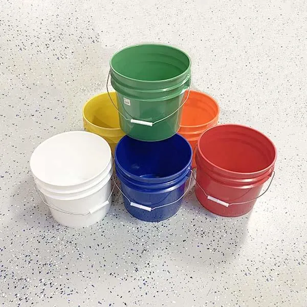 Plastic Bucket (3.5 gallon)