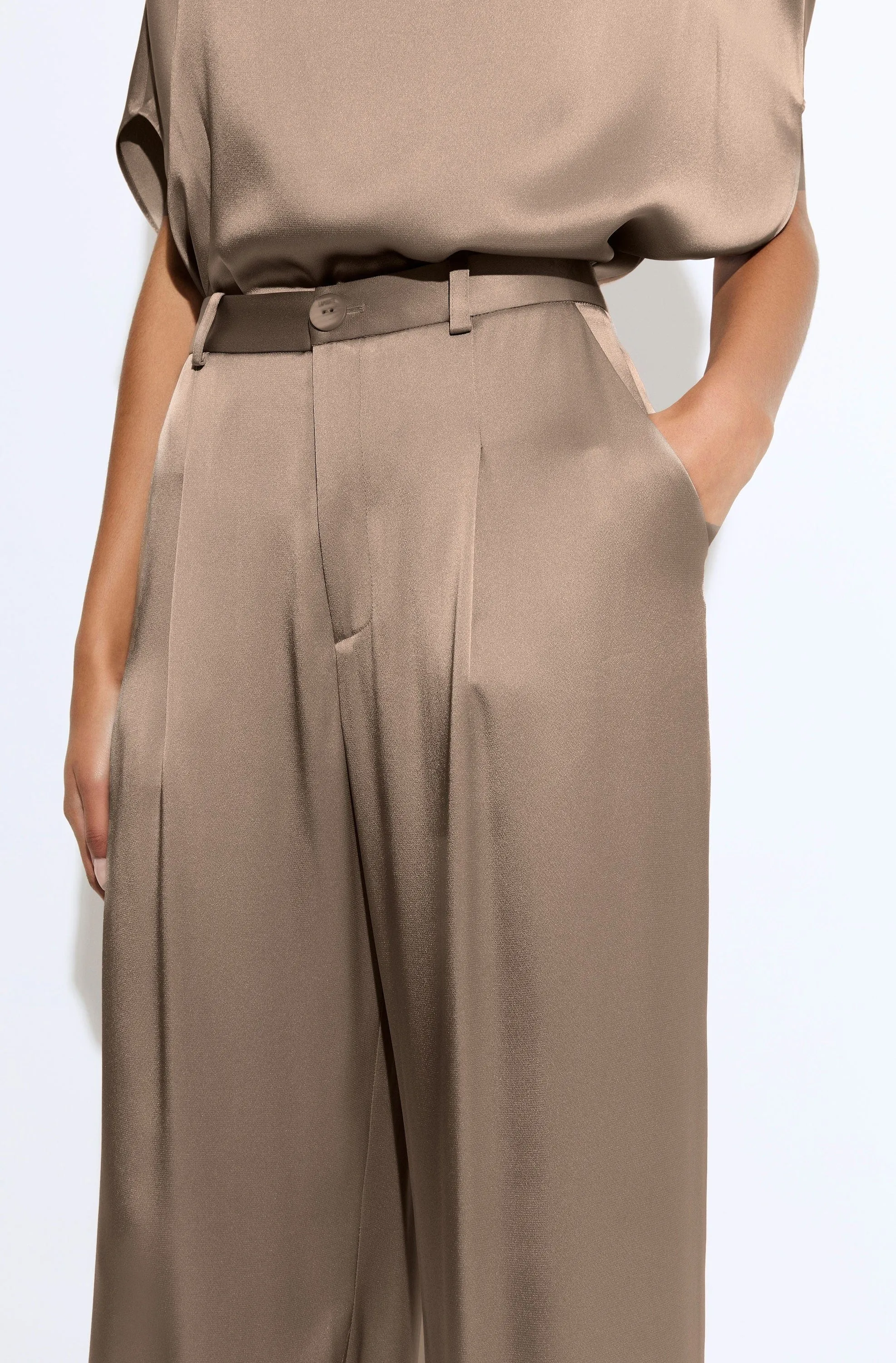 Satin Relaxed Pleated Pant