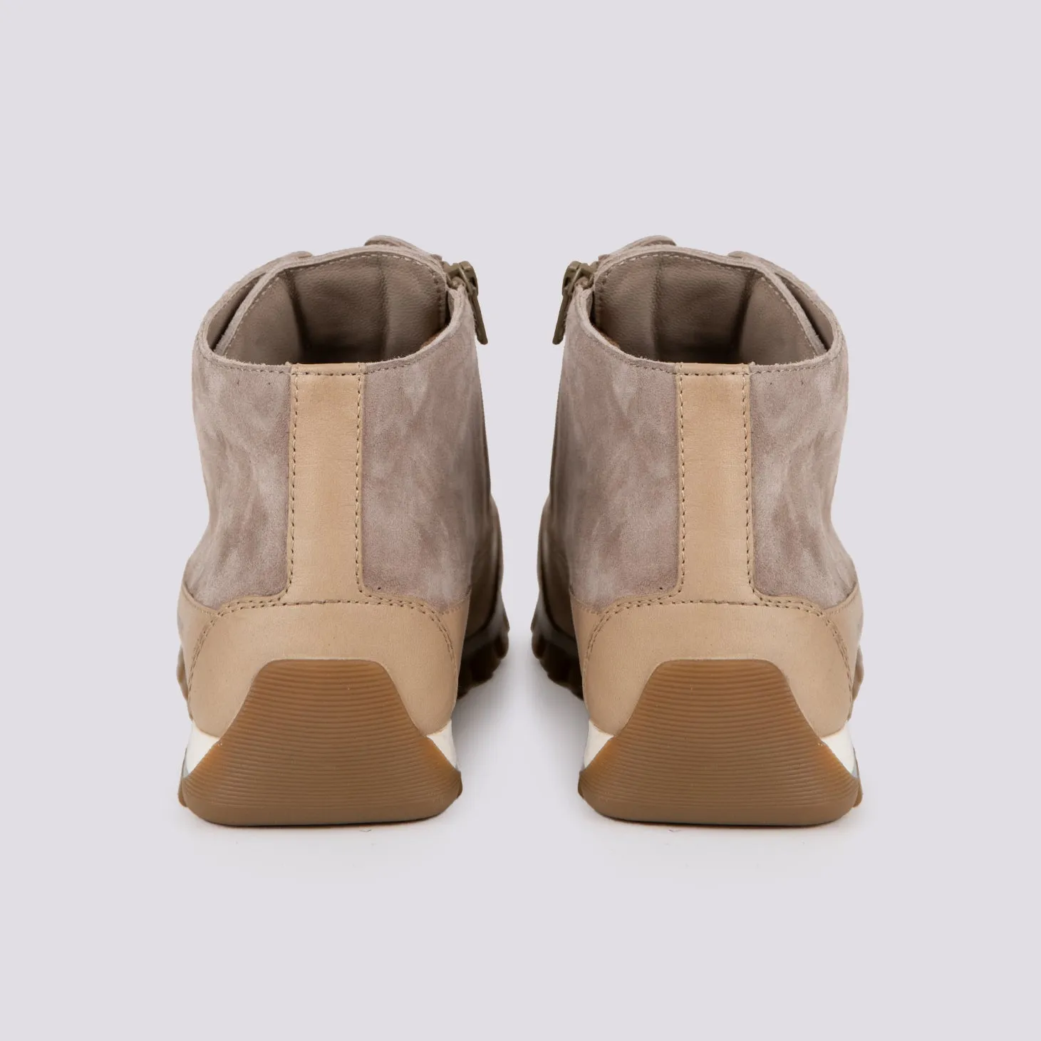 Sneaker JANIS MID in camoscio tortora