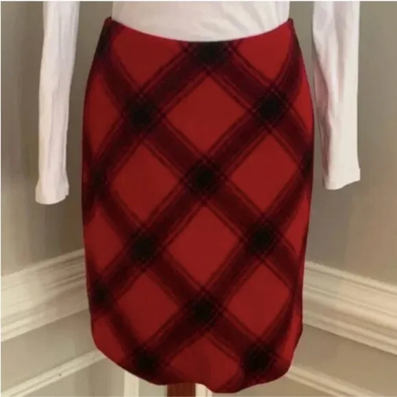 Talbots Red and Black Plaid Wool Alpaca Blend Pencil Skirt Size 4P