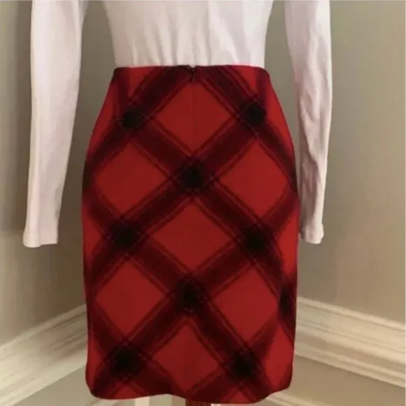 Talbots Red and Black Plaid Wool Alpaca Blend Pencil Skirt Size 4P
