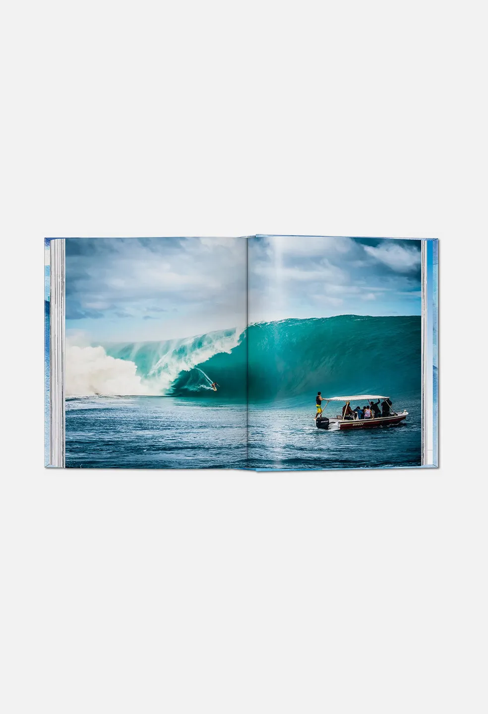 Taschen Books / Surfing. 1778 - Today. 40th Ed.