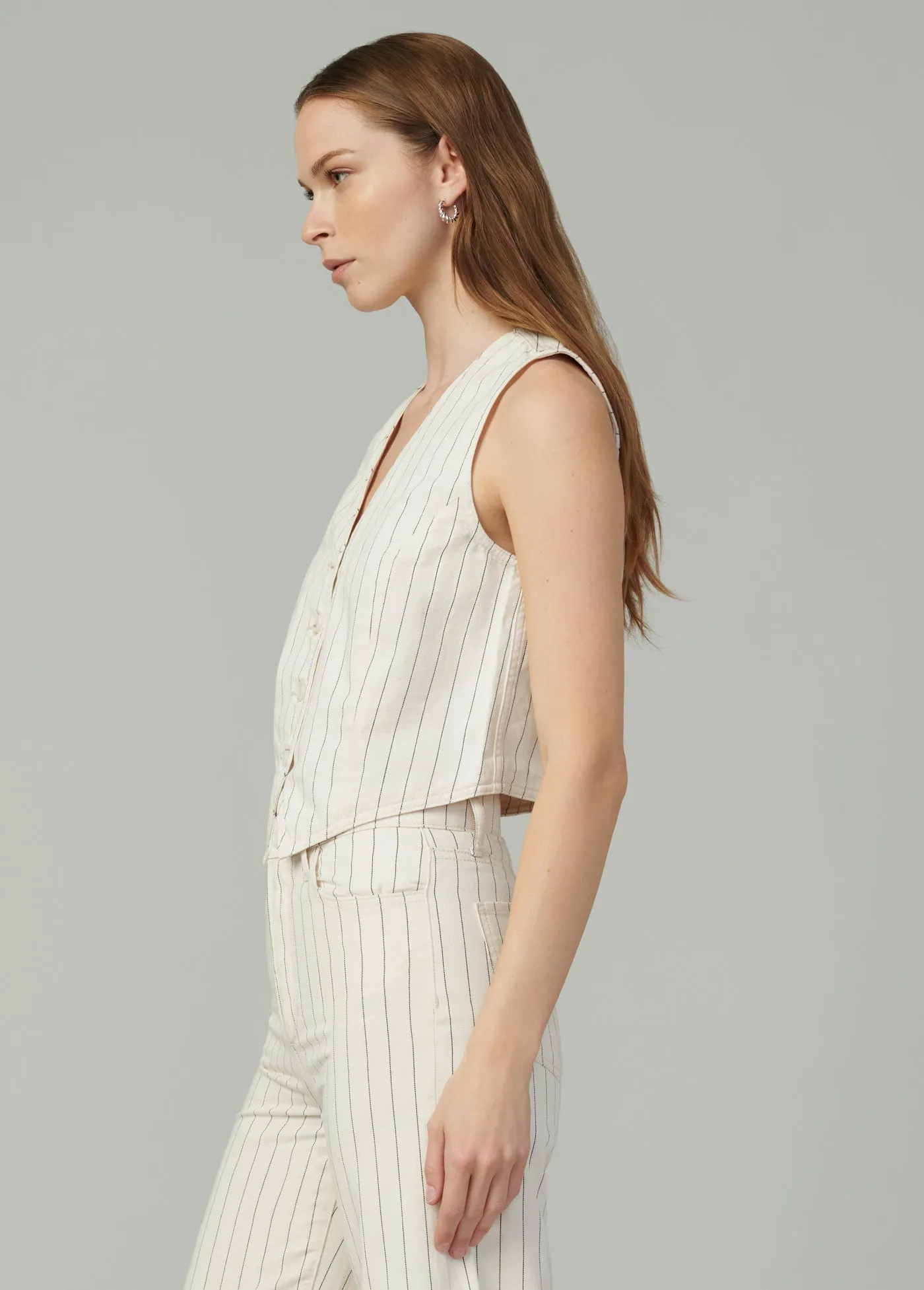 THE RELAXED TAILORED WAISTCOAT