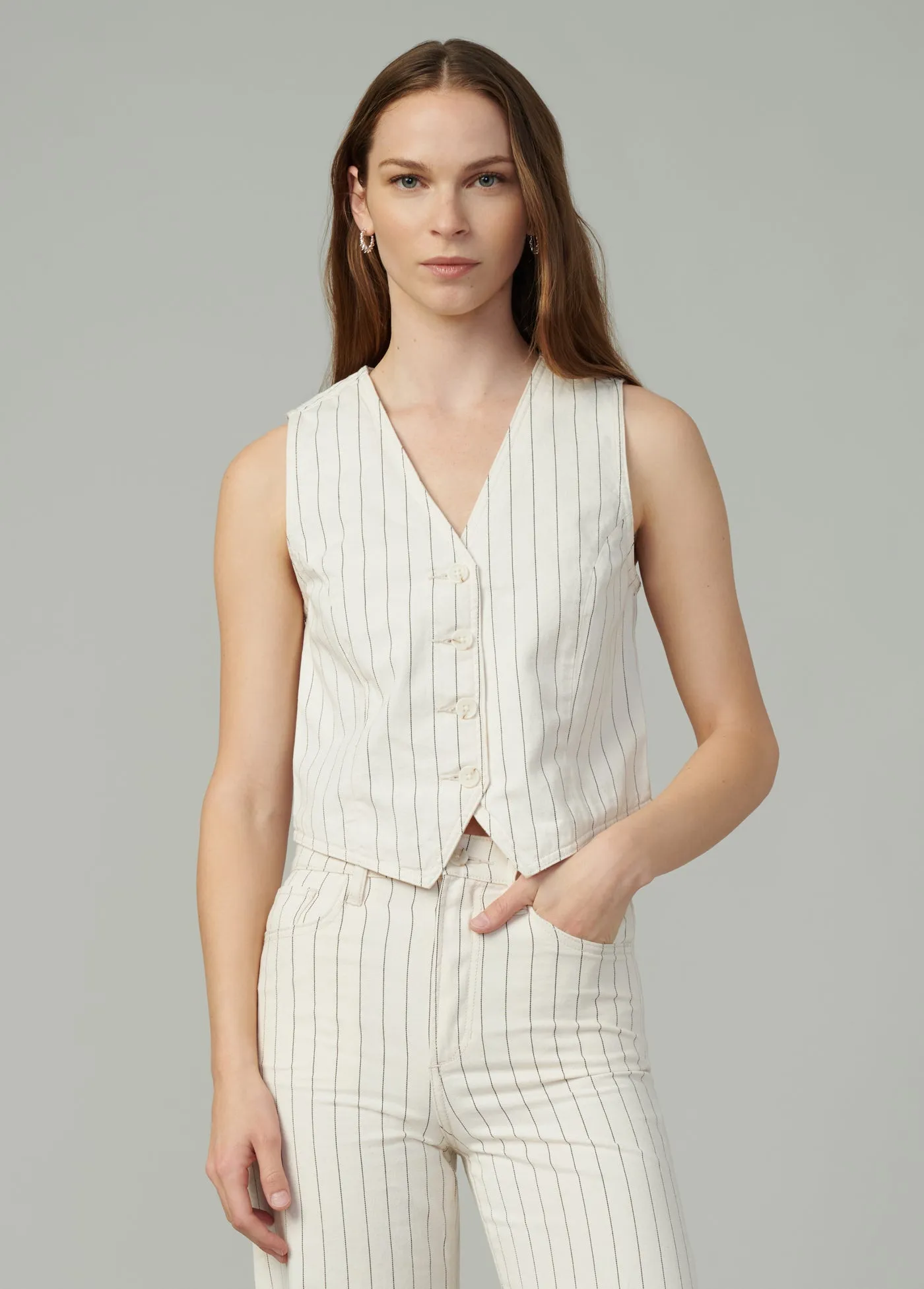 THE RELAXED TAILORED WAISTCOAT