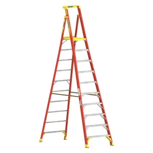 Werner PD6210CA 10-16 ft Type IA Fiberglass Podium Ladder